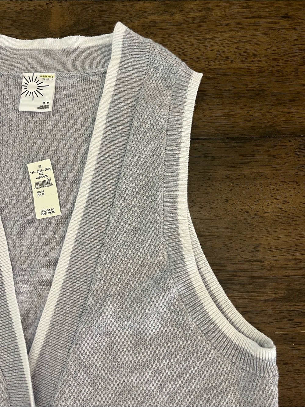 Offline by Aerie Tennis Sweater Vest Cardigan Cotton Blend Preppy Sz MED NWT - Picture 8 of 12